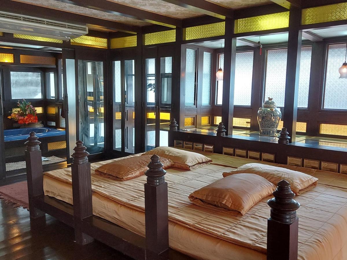 Ruan Talay Bangsaray Hotel Chonburi Exterior photo